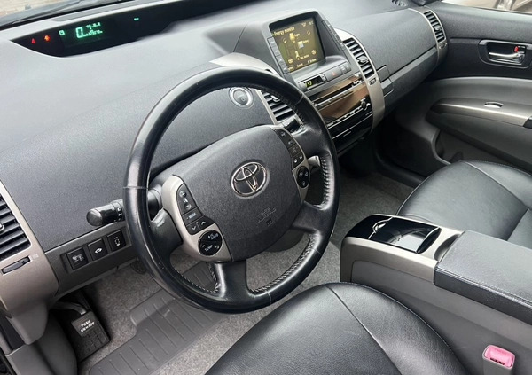 Toyota Prius cena 29900 przebieg: 218000, rok produkcji 2009 z Głogów Małopolski małe 232